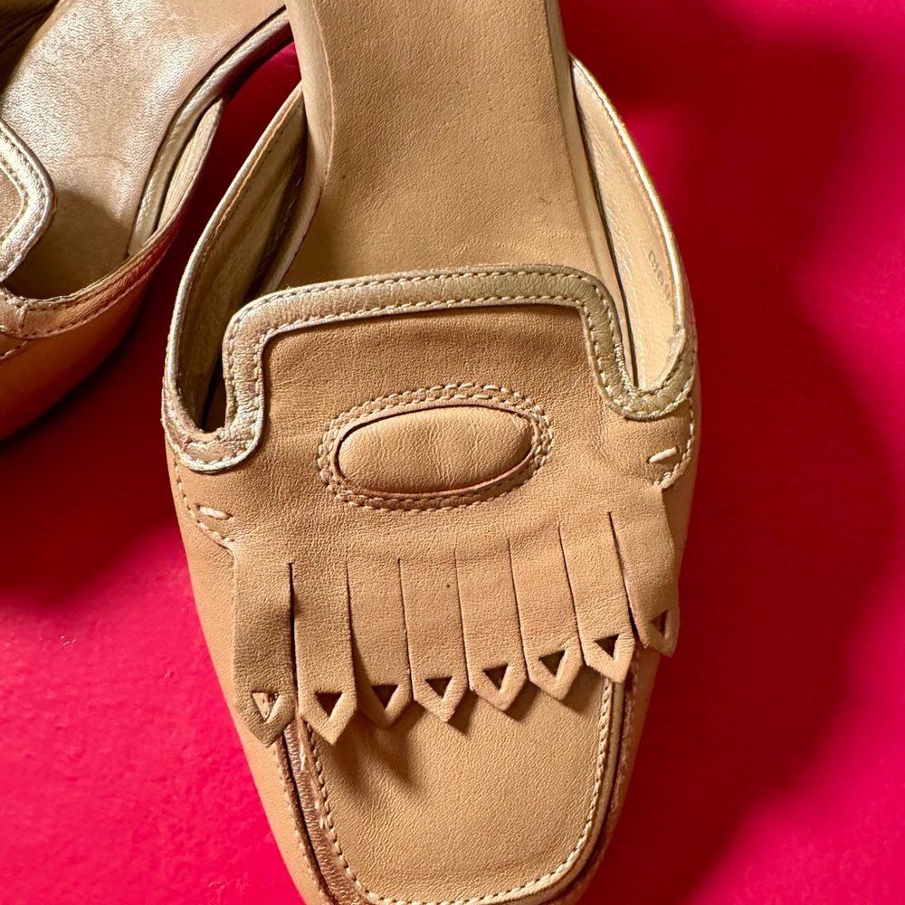 Vintage Cole Haan Beige Leather Fringed Kiltie Kitten Heel Square Toe Shoe - Picture 3 of 6